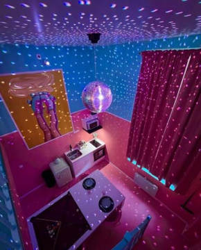 Funky House SPA - Jacuzzi - Salle de cinéma & Netflix - Billard - Nintendo switch & jeux